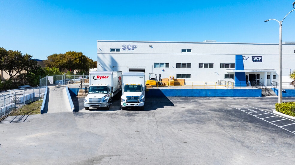 More Photos Of 11900 SW 128th St, Miami Warehouse For Sale