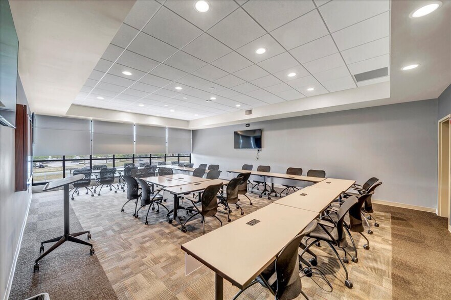 More Photos Of 4885 Riverside Dr, Macon-Bibb Office For Sale