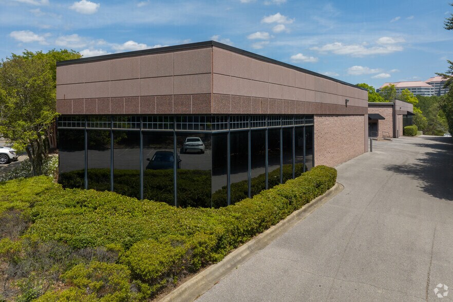 More Photos Of 4100 Colonnade Pky, Birmingham Office For Lease