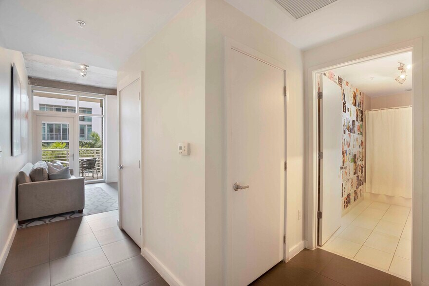 More Photos Of 3250 NE 1st Ave, Miami Apartments For Lease