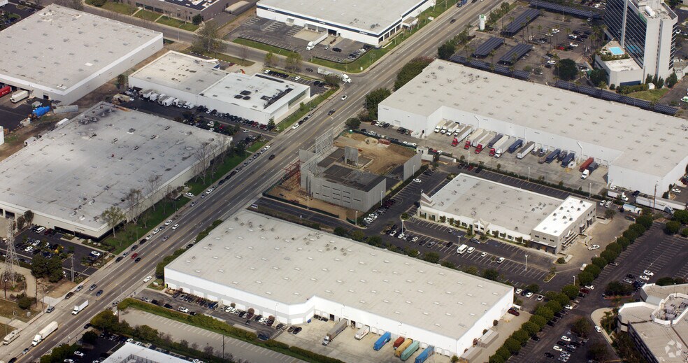More Photos Of 20000 S Vermont Ave, Torrance Manufacturing For Lease