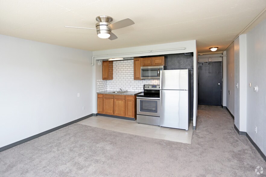 More Photos Of 320 N 22nd St, Omaha Apartments For Sale