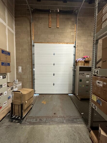 More Photos Of 2120 Howard Dr W, North Mankato Warehouse For Lease