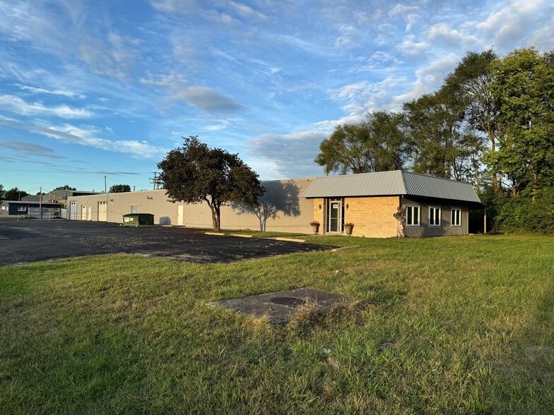 Primary Photo Of 500 Collins Rd, Elkhart Warehouse For Sale