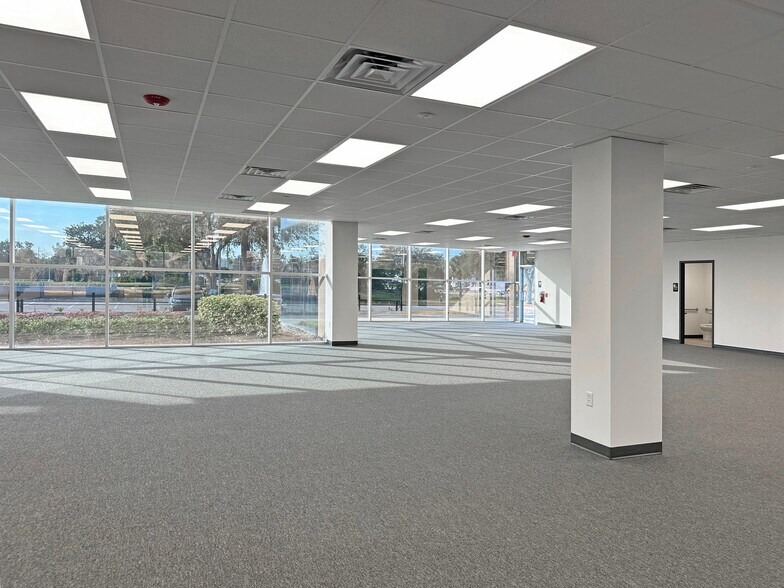 More Photos Of 8301 Cypress Plaza Dr, Jacksonville Unknown For Lease