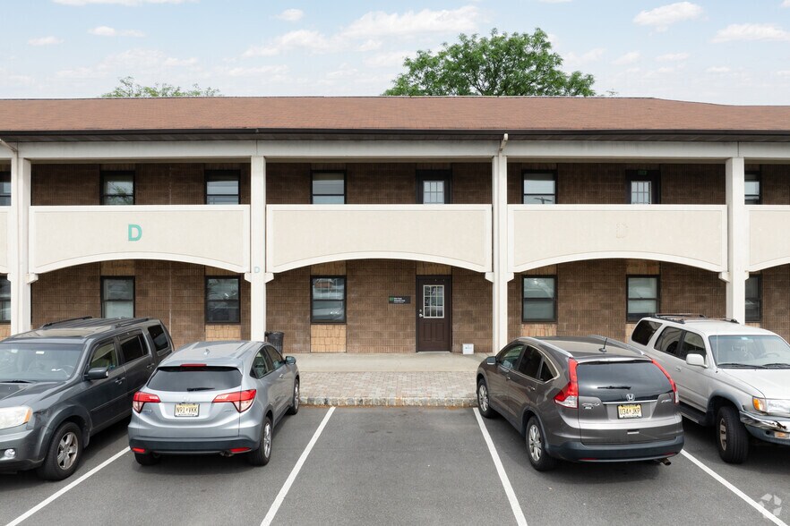 More Photos Of 2333 Morris Ave, Union Township Unknown For Lease