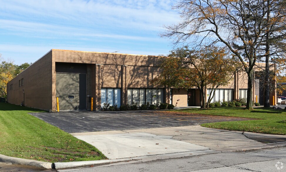 More Photos Of 110-112 Carpenter Ave, Wheeling Manufacturing For Lease