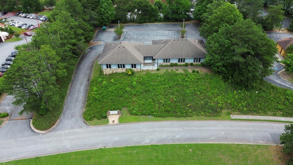 More Photos Of 6612 Exchange Pl, Morrow Office For Sale
