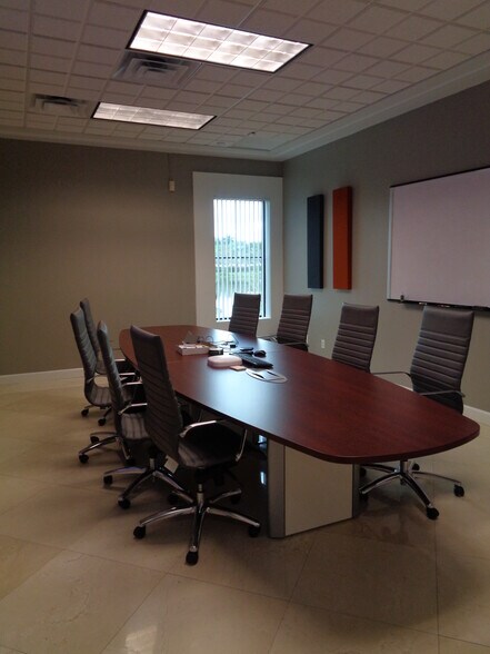 More Photos Of 1351 Sawgrass Corporate Pky, Sunrise Loft Creative Space For Lease