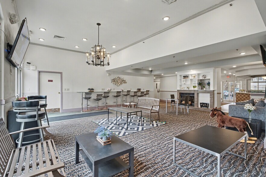 More Photos Of 390 Bee St, Meriden Apartments For Sale