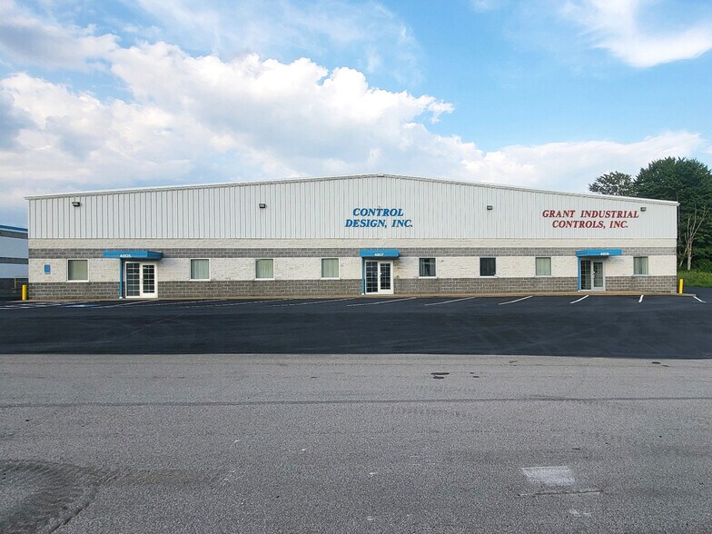 More Photos Of 4805-4809 Atlantic Ave, Erie Warehouse For Lease
