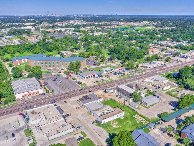 More Photos Of 227 W MacArthur Dr, Midwest City Auto Repair For Sale