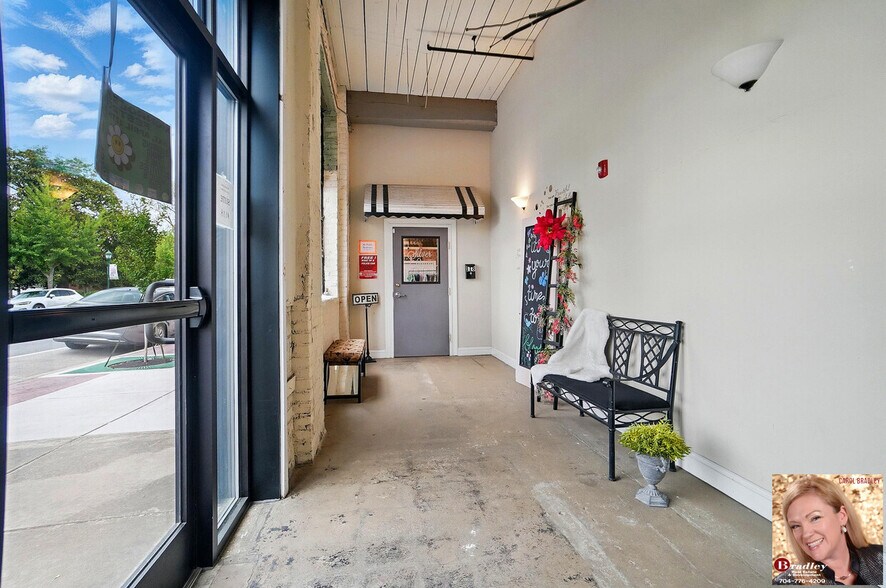 More Photos Of 109 N Hayne St, Monroe Apartments For Sale