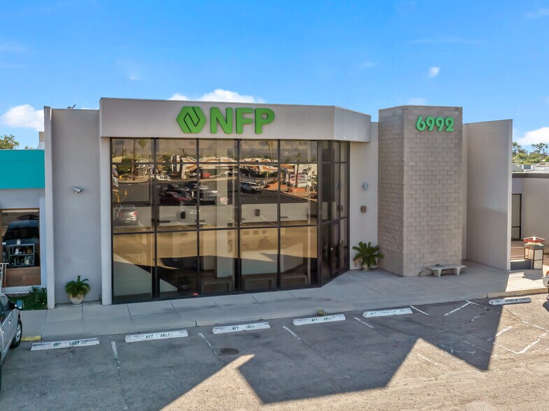 More Photos Of 6992 E Broadway Blvd, Tucson Office For Sale