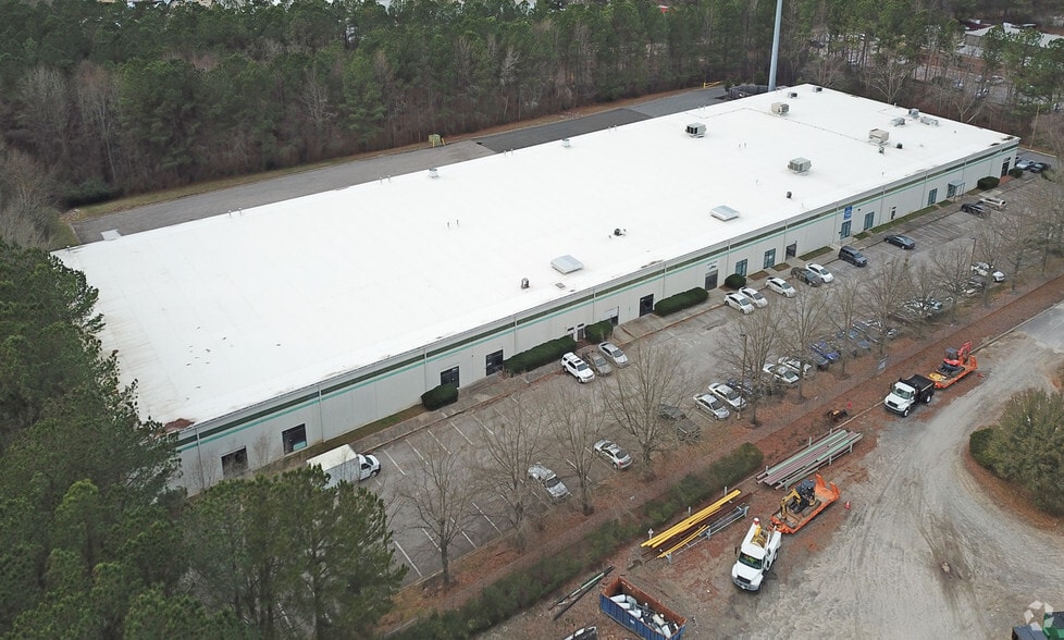 More Photos Of 2708 Discovery Dr, Raleigh Warehouse For Lease