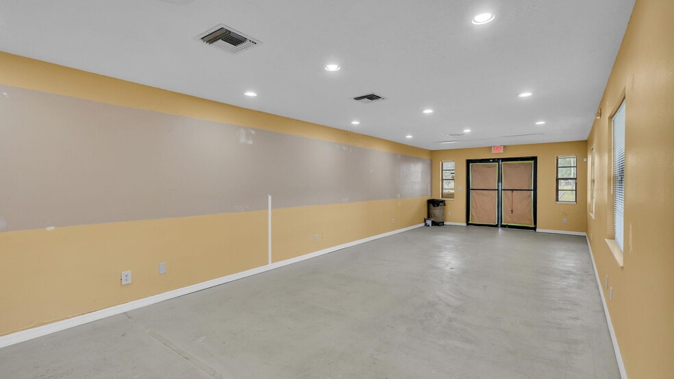 More Photos Of 4314 N Suncoast Blvd, Crystal River Office For Sale