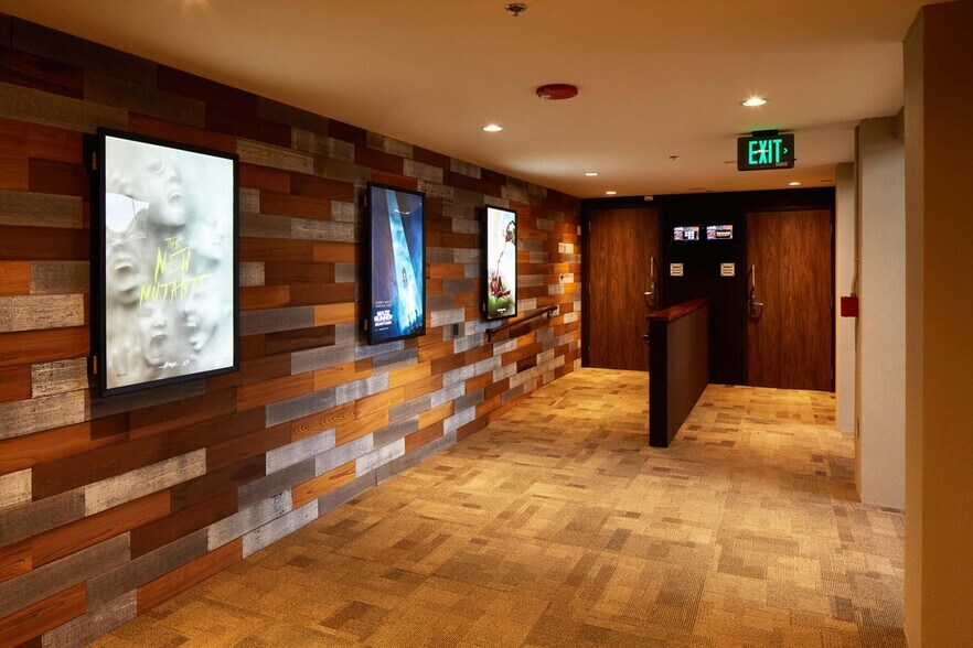 More Photos Of 69-201 Waikoloa Beach Dr, Waikoloa Storefront For Lease