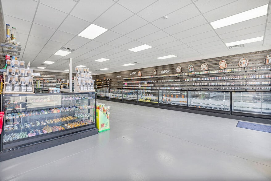 More Photos Of 1301 Ohio Pike, Amelia Storefront For Lease