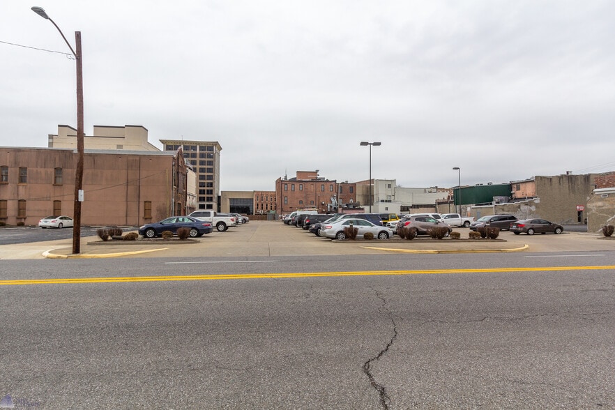 More Photos Of 100 S 4th St, Paducah Office For Lease