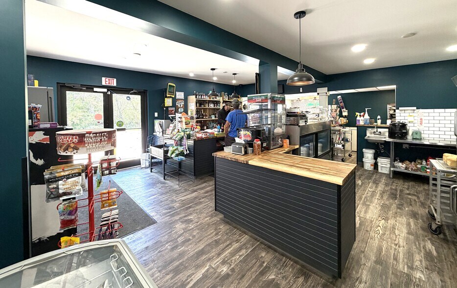 More Photos Of 54500 Rge Rd 275, Calahoo General Retail For Sale
