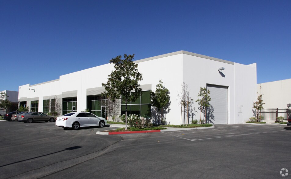 More Photos Of 4590 Ish Dr, Simi Valley Unknown For Lease