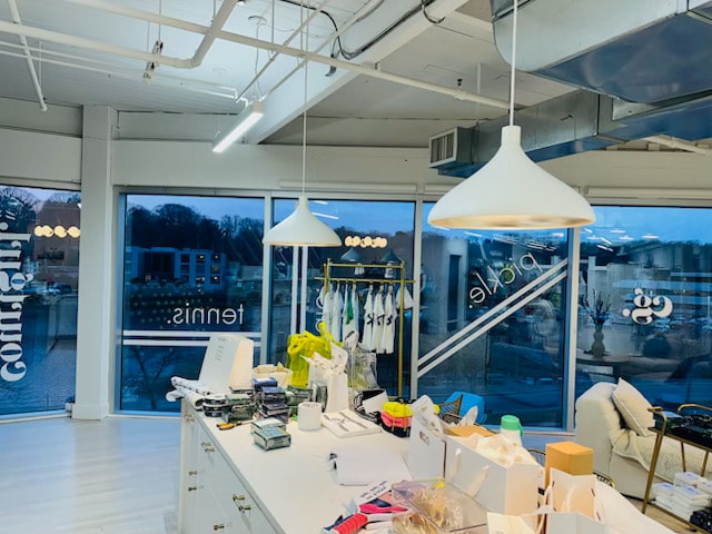 More Photos Of 125 Main St, Westport General Retail For Lease