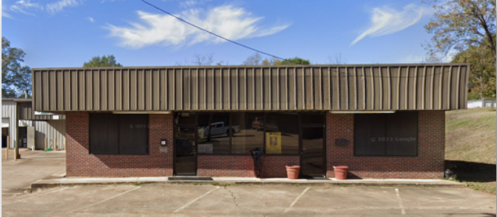 Primary Photo Of 4073 Highway 51 S, Senatobia Storefront Retail Office For Lease