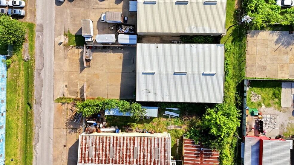 More Photos Of 1307 Illinois Ave, South Houston Warehouse For Sale