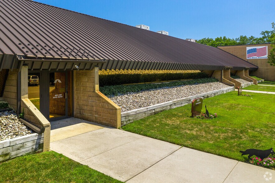 More Photos Of 1 Industrial Way W, Eatontown Light Distribution For Lease