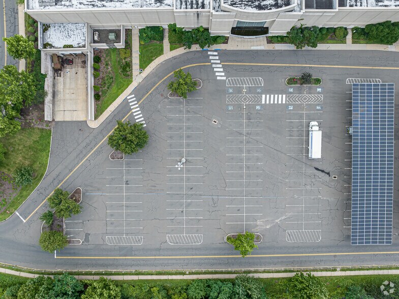More Photos Of 575 Union St, Waterbury Department Store For Lease