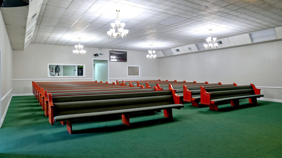 More Photos Of 301 Bolling St, Radford Religious Facility For Sale