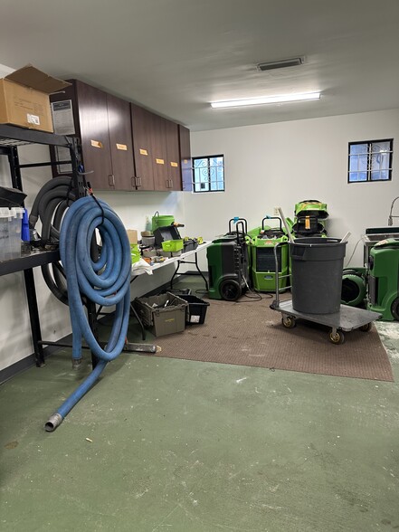 More Photos Of 10569 Lem Turner Rd, Jacksonville Medical For Sale