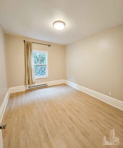 More Photos Of 66-68 Moss St, San Francisco Apartments For Sale