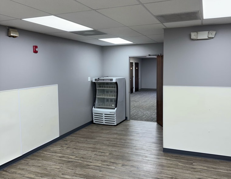 More Photos Of 2501 E President St, Savannah Food Processing For Lease