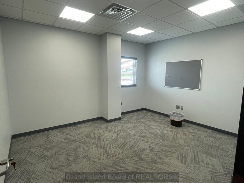 More Photos Of 4586 Gold Core Rd, Grand Island Light Manufacturing For Lease