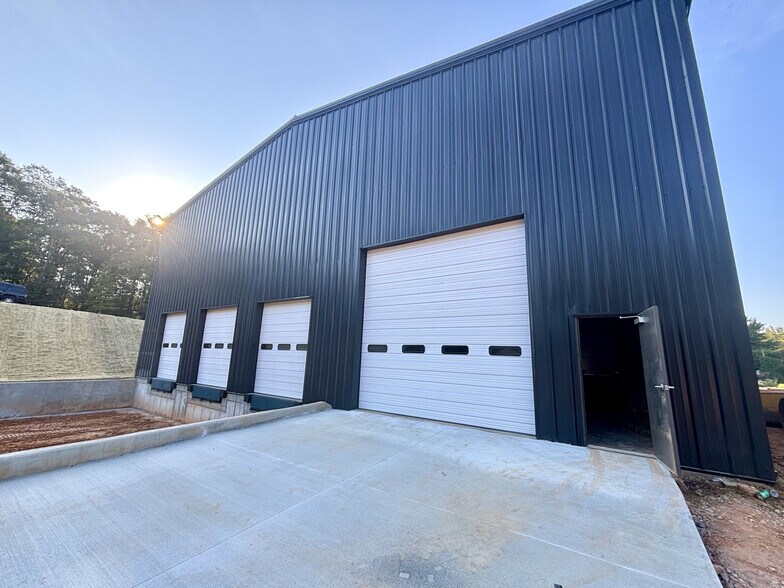 More Photos Of 470 Old Greenville Rd, Spartanburg Industrial For Lease