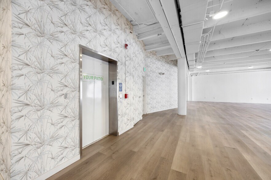 More Photos Of 9855 S Dixie Hwy, Pinecrest Freestanding For Lease