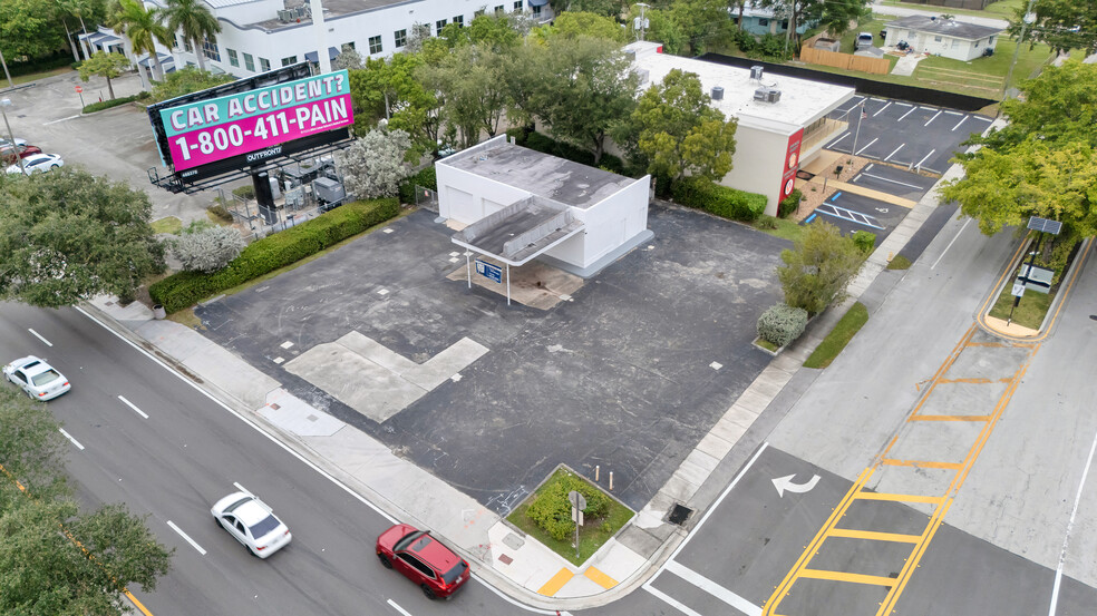 Primary Photo Of 3609 Broward Blvd, Fort Lauderdale Service Station For Lease