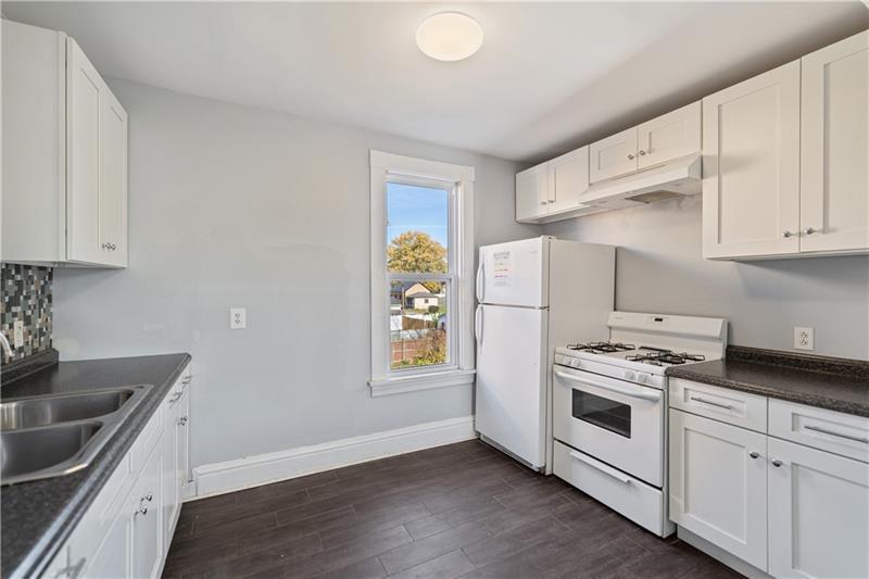 More Photos Of 726 Market St, Beaver Apartments For Sale
