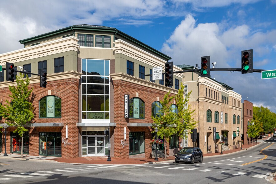 More Photos Of 250 S Main St, Blacksburg Apartments For Lease