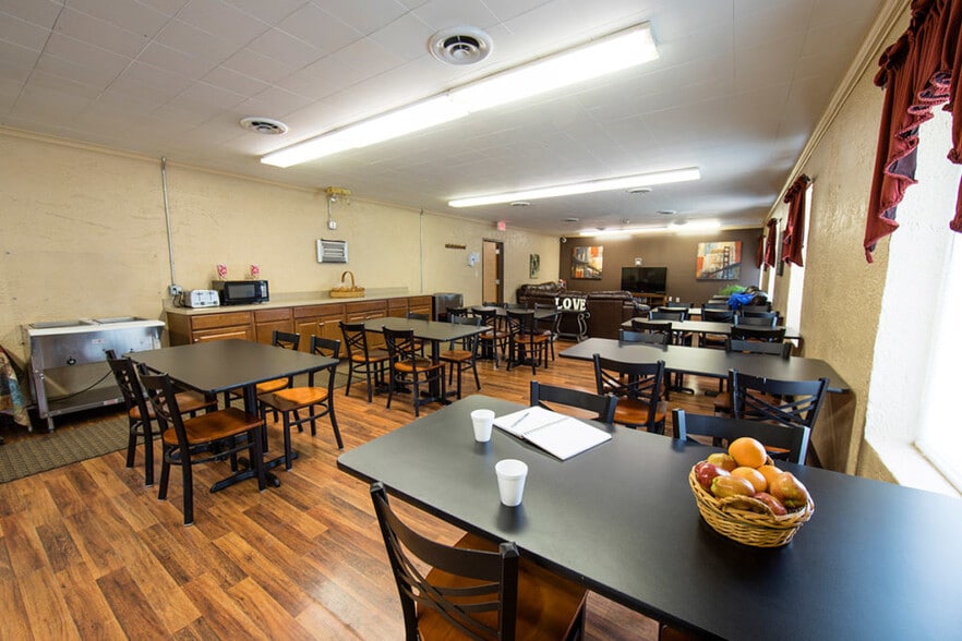 More Photos Of 4747 Old Dublin Rd, Mayfield Medical For Sale