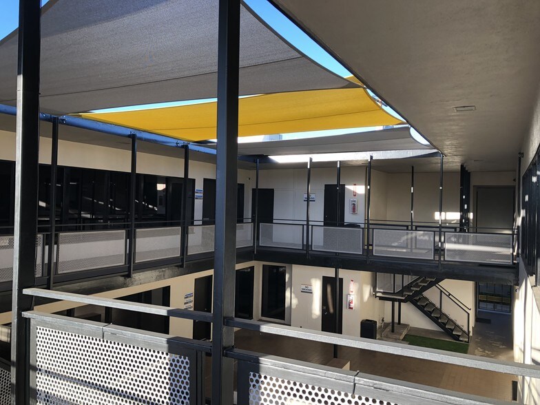 More Photos Of 1415 E 17th St, Santa Ana Office For Lease