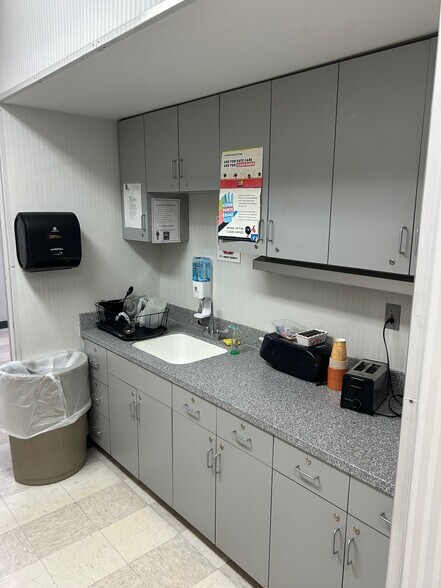 More Photos Of 214 State St, Schenectady Office For Lease