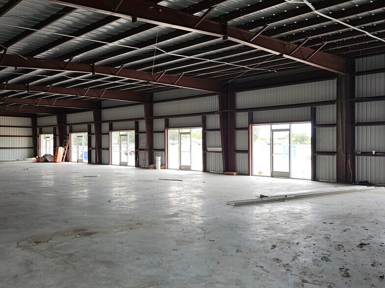 More Photos Of 3114 Holly Road, Corpus Christi Restaurant For Lease