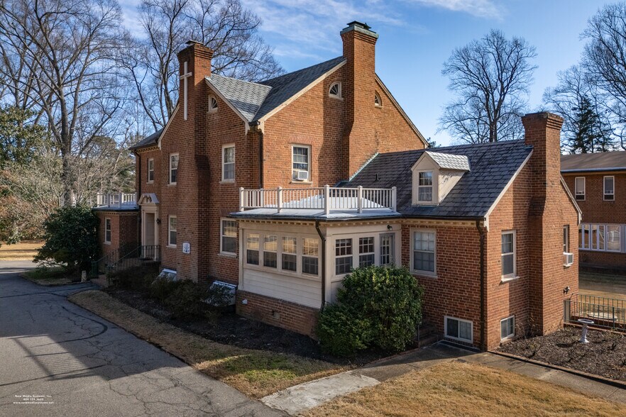 More Photos Of 1307 Lakeside Ave, Richmond Specialty For Sale