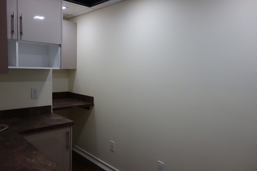 More Photos Of 6433 98th St, Rego Park Healthcare For Lease