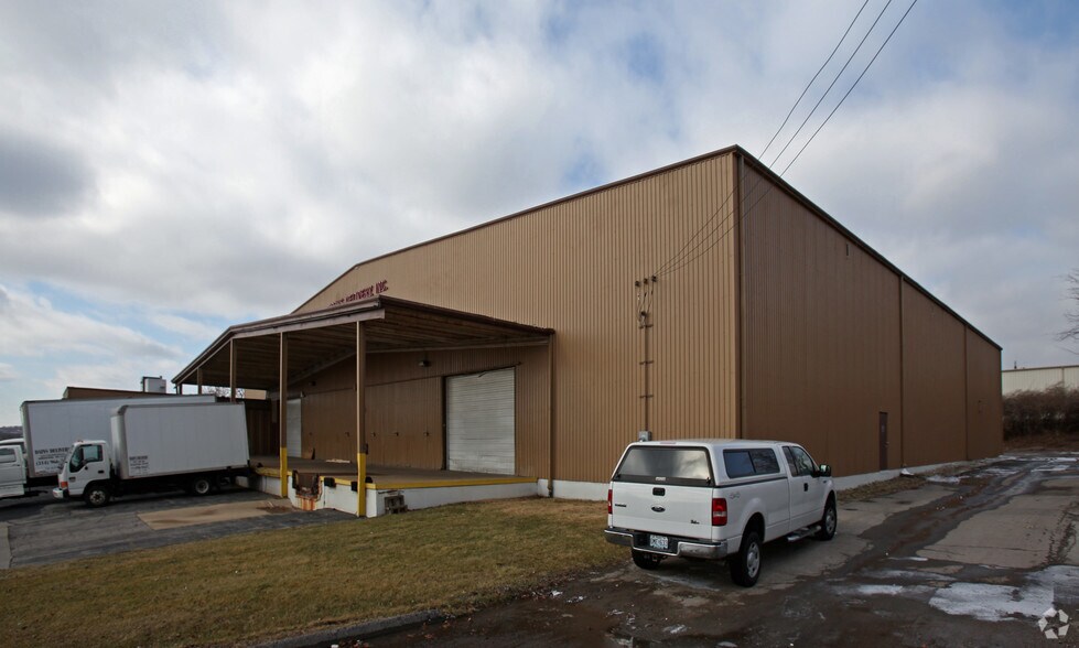 Primary Photo Of 2517 Adie Rd, Maryland Heights Warehouse For Sale