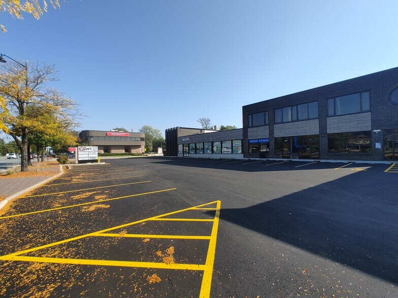 More Photos Of 12211 S Harlem Ave, Palos Heights Medical For Lease