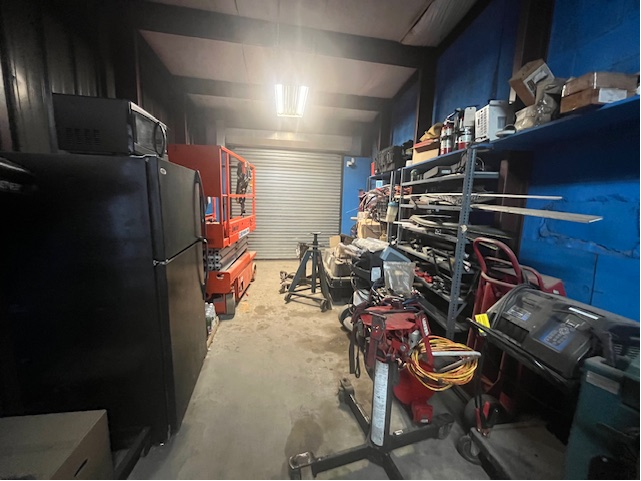 More Photos Of 152 Industrial Loop, Staten Island Auto Repair For Sale