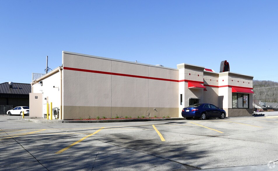More Photos Of 3393 Madison Pike, Ft Wright Fast Food For Sale